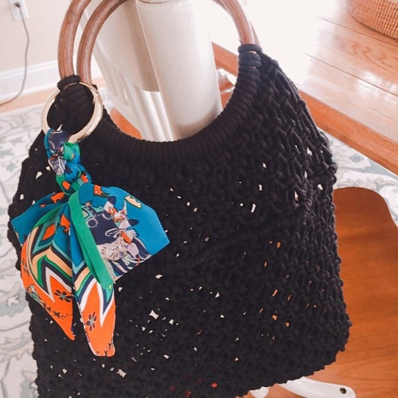 Meet the Posher, Sulah Kim! - Picture 4 of 6